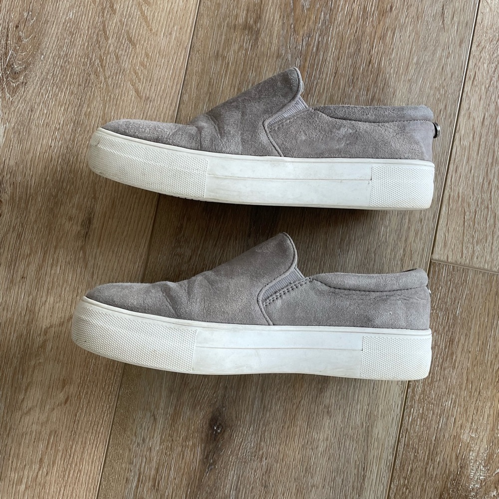 Steve Madden Gray Slides Sneakers